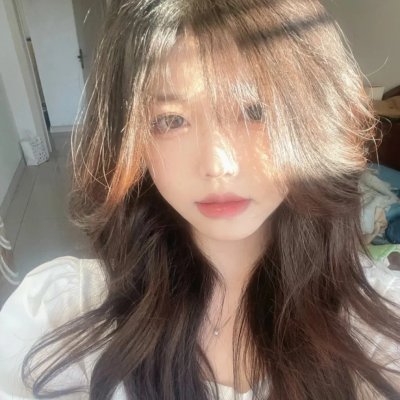 鹿死谁手